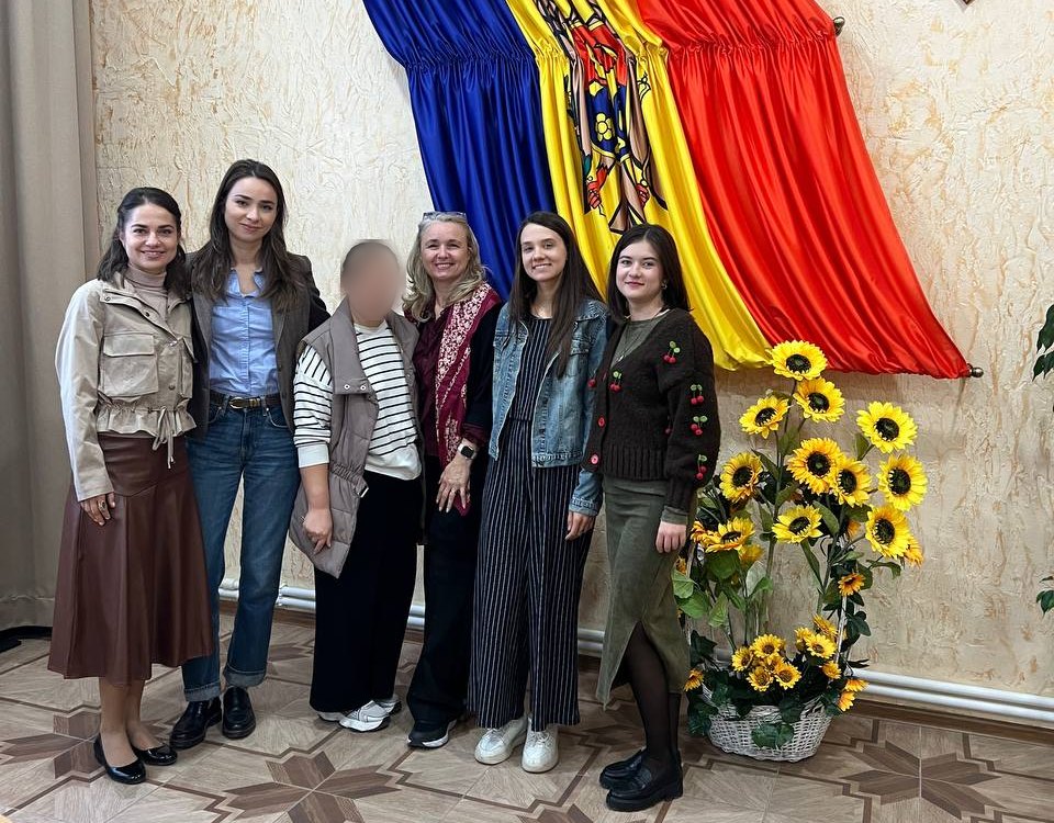 Das BeHome-Team beim Besuch einer Behörde im Bezirk Criuleni